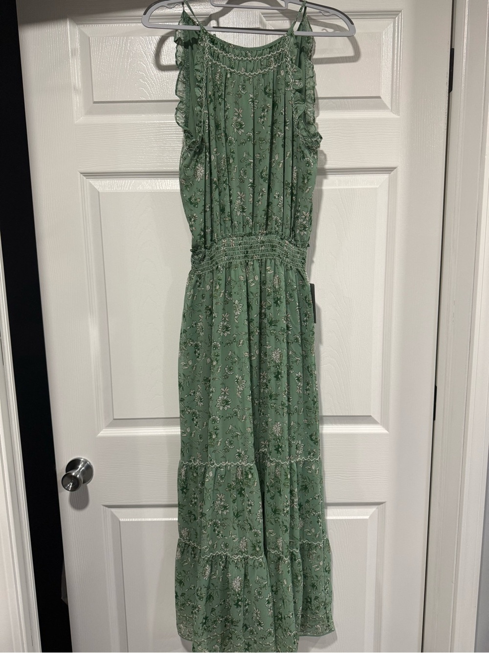 Max Studio women’s Sleeveless Green Floral Maxi Dress - Picture 3 of 5